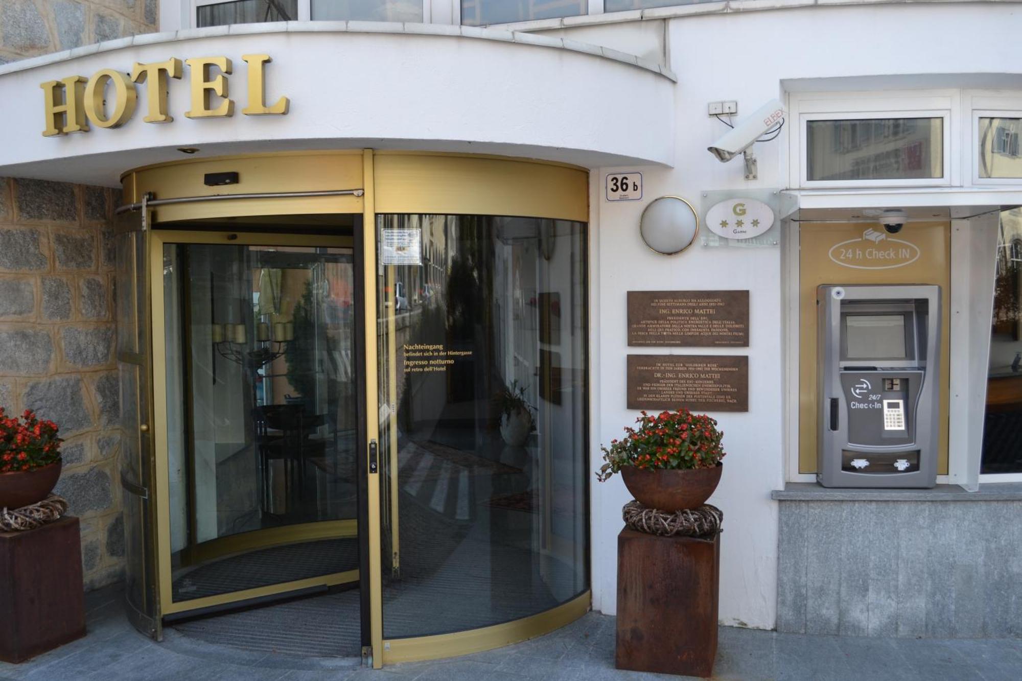 Hotel Goldene Rose Brunico Exterior foto